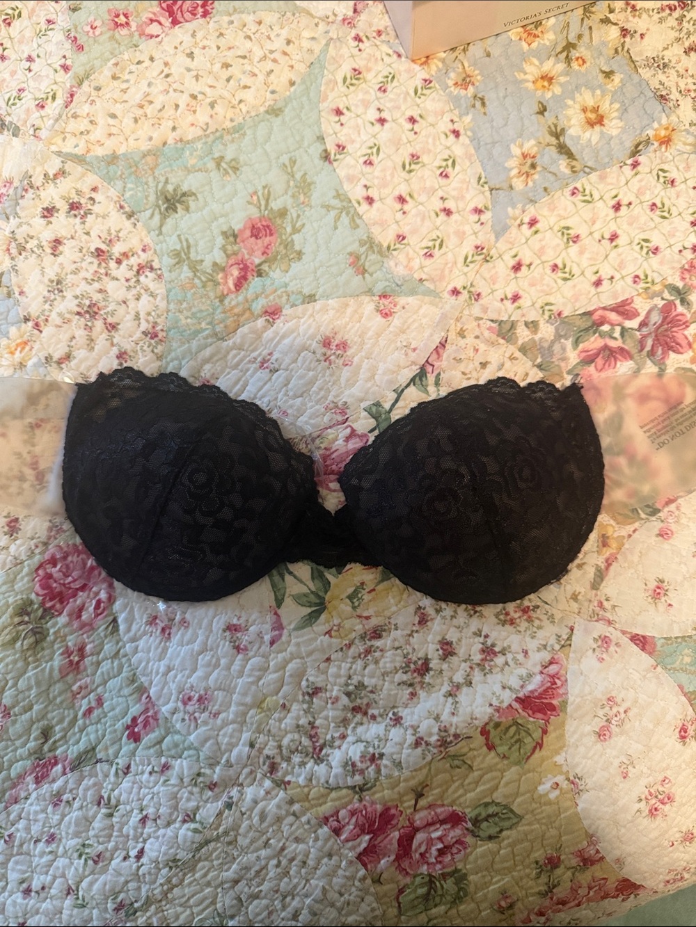 Victoria's Secret Black Lace Strapless Push-Up size d
